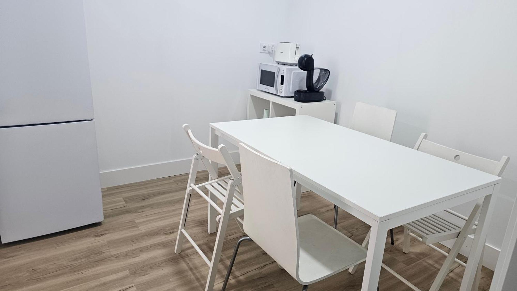 פרול Apartamentos En El Centro - Plaza De Amboage - Wifi מראה חיצוני תמונה
