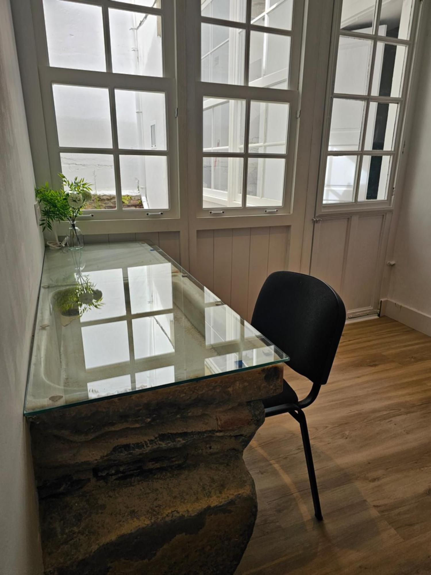פרול Apartamentos En El Centro - Plaza De Amboage - Wifi מראה חיצוני תמונה
