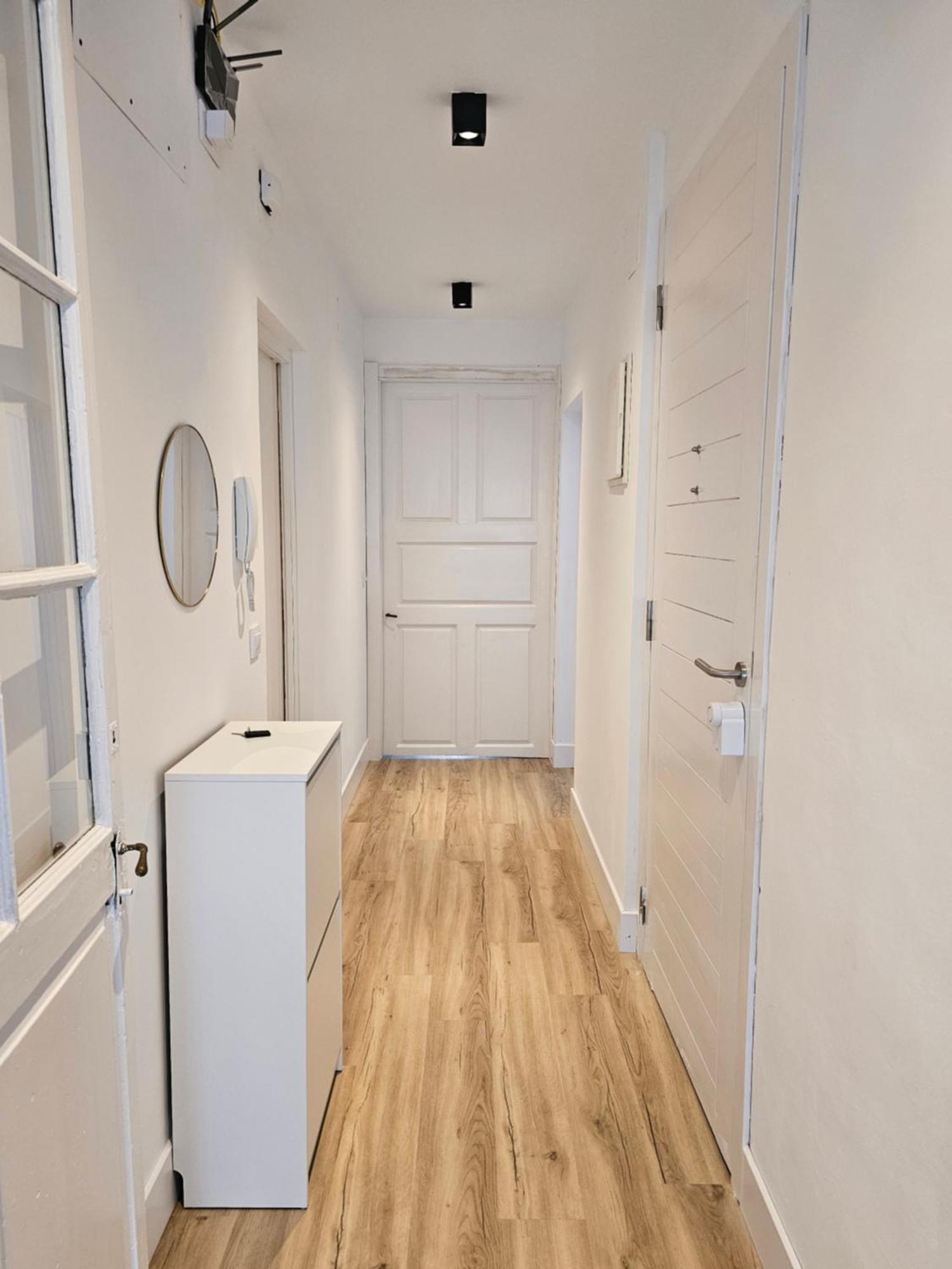 פרול Apartamentos En El Centro - Plaza De Amboage - Wifi מראה חיצוני תמונה