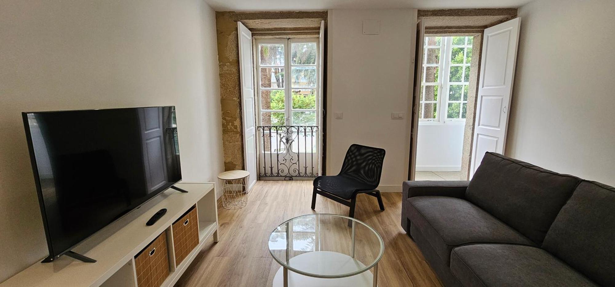פרול Apartamentos En El Centro - Plaza De Amboage - Wifi מראה חיצוני תמונה