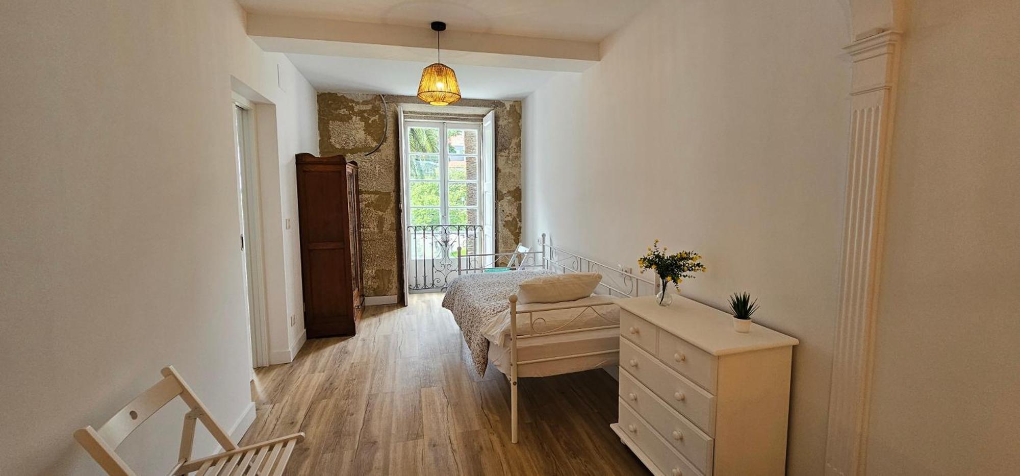 פרול Apartamentos En El Centro - Plaza De Amboage - Wifi מראה חיצוני תמונה