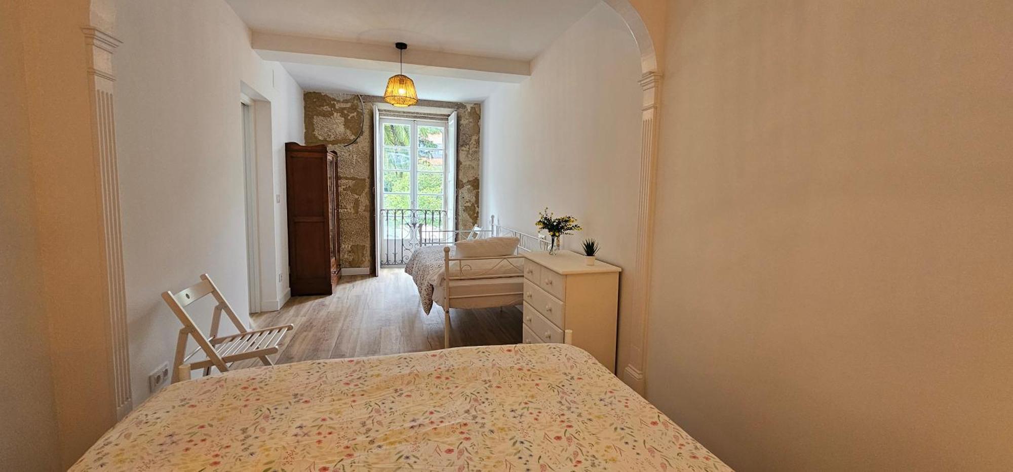 פרול Apartamentos En El Centro - Plaza De Amboage - Wifi מראה חיצוני תמונה